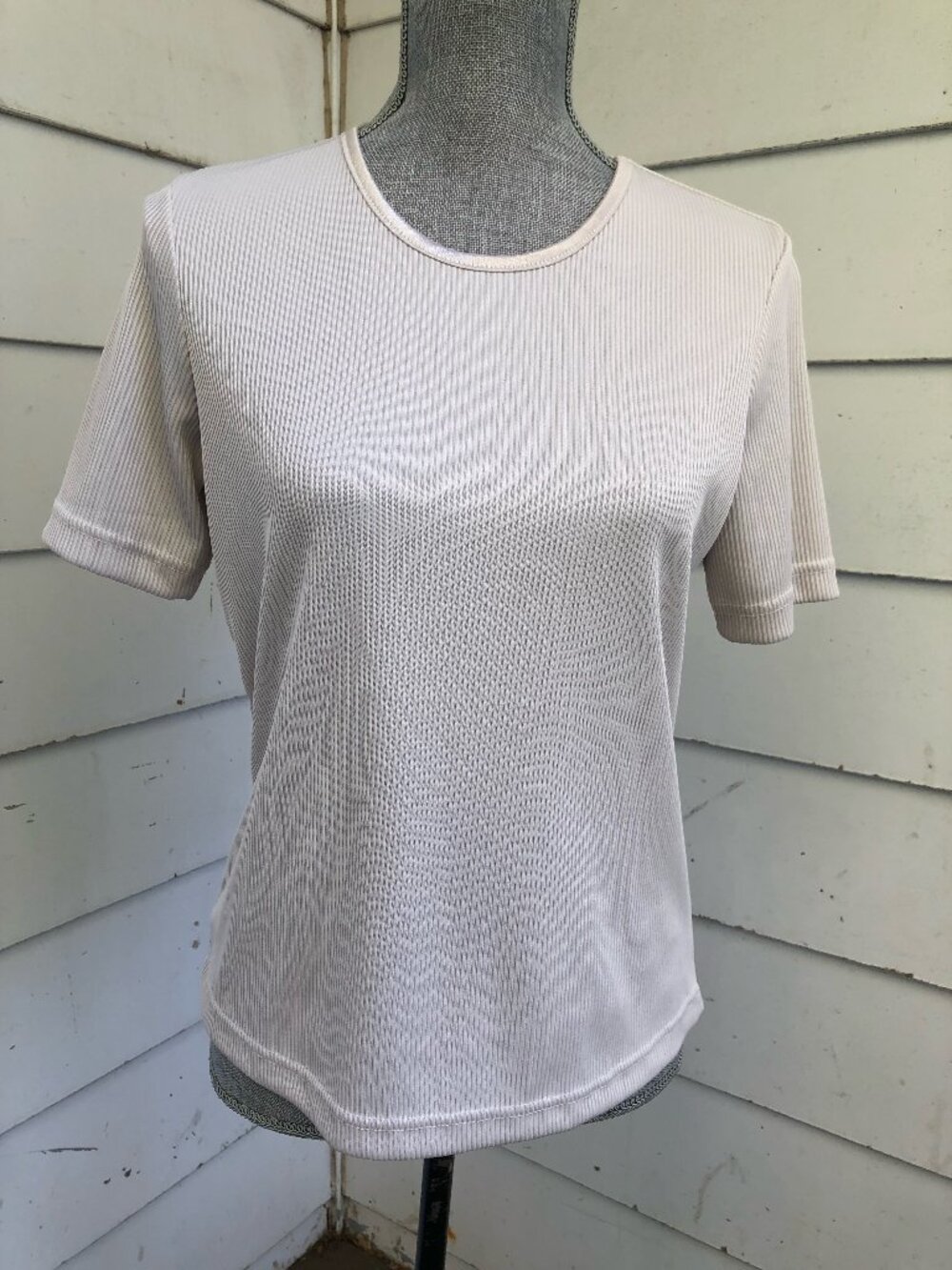 Vintage Alia Cream Short-Sleeve Ribbed Crewneck T-Shirt Textured Knit Tee
